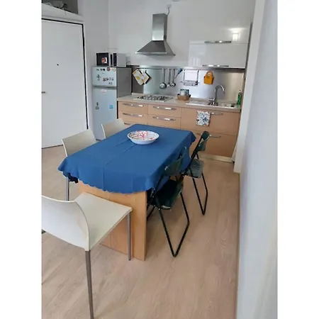 A 37 Mt Dl Mare - Ac - Centro Storico Apartment *